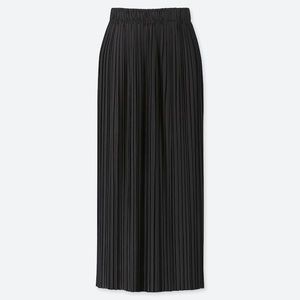 Uniqlo Black Pleated Midi Skirt (Jersey Lining)